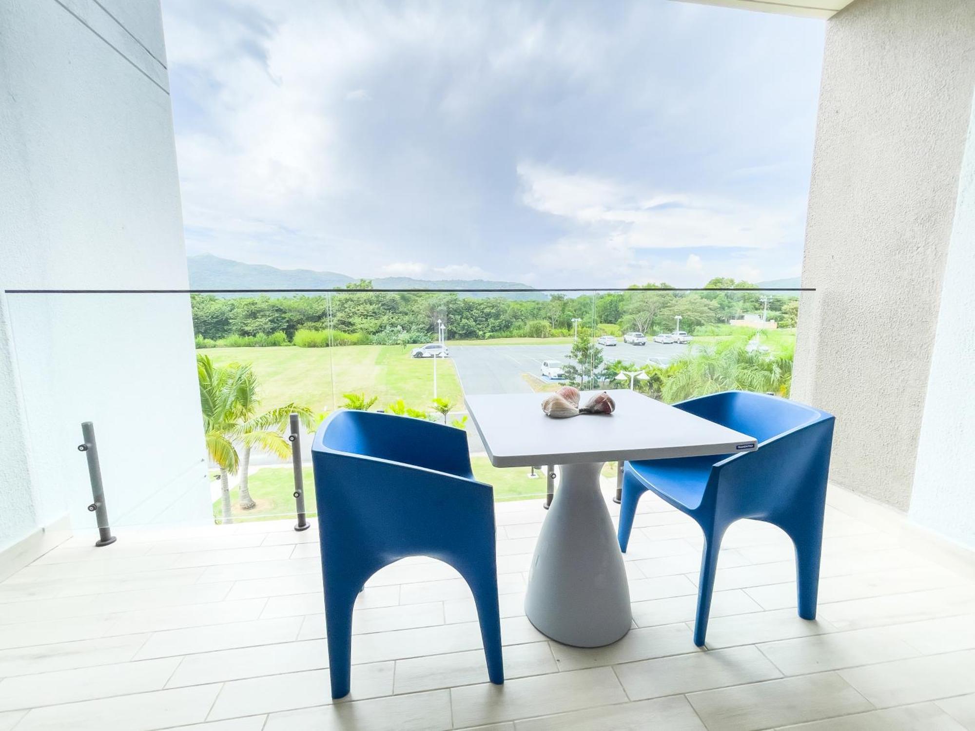Sanctuary By Playa Caracol Frente Al Mar Apartment *